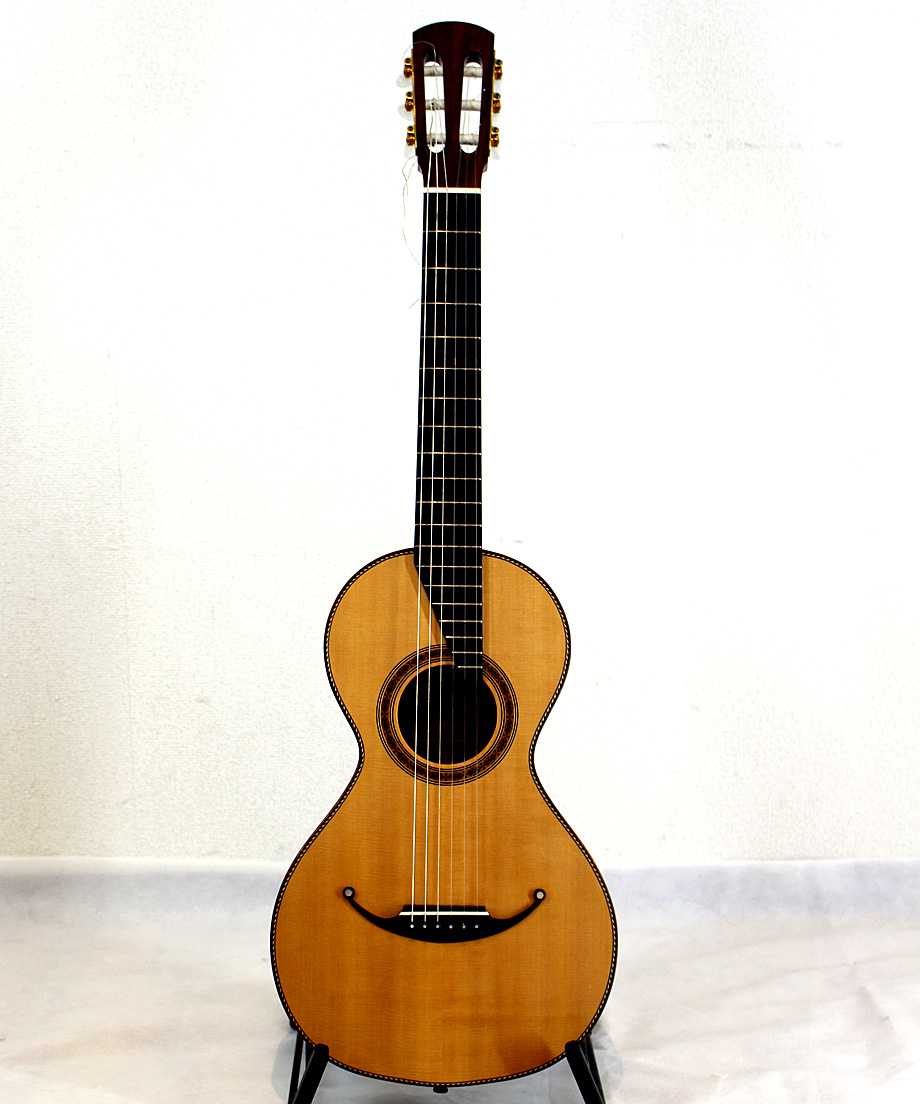 ルネ・ラコートのレプリカギター （2014年 前田征一郎氏製作)