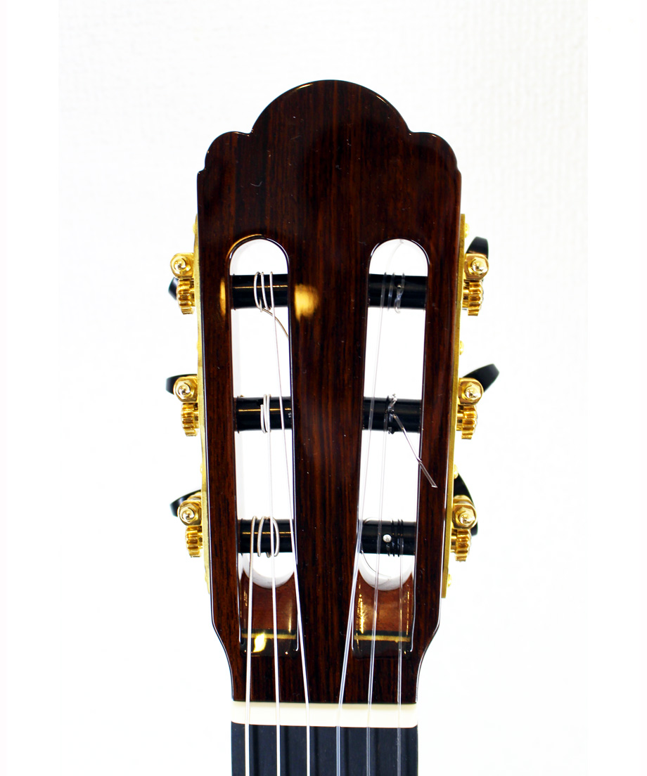 名器ハウザーのレプリカギター